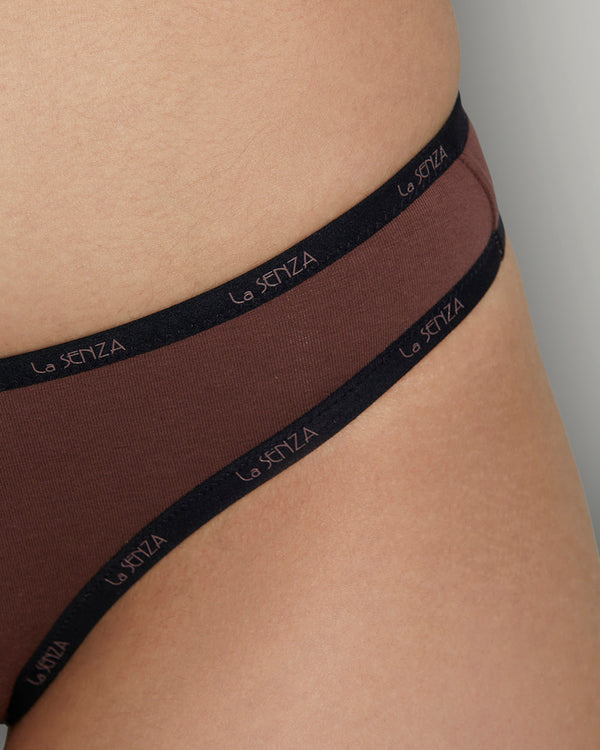ESSENTIALS THONG COTTON SKINNY LOGO DUSTY CEDAR W/ SMOULDER BLACK / S