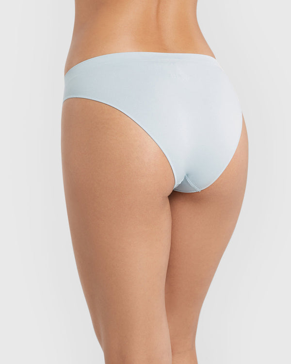 Isla & Evie Trendy Seamfree Unlined Brazilian