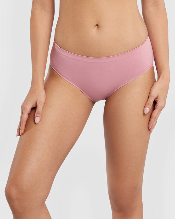 Isla & Evie Trendy Seamfree Unlined Hipster
