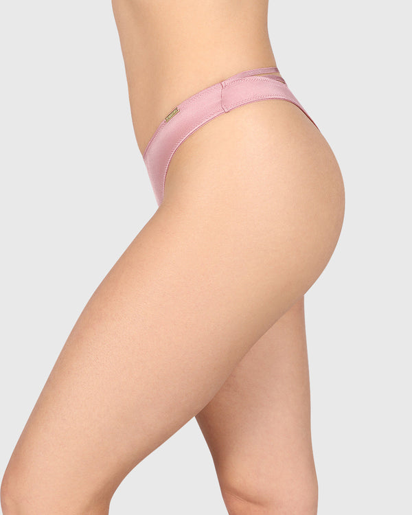 Isla & Evie Sexy Thong Panty Light Pink / S