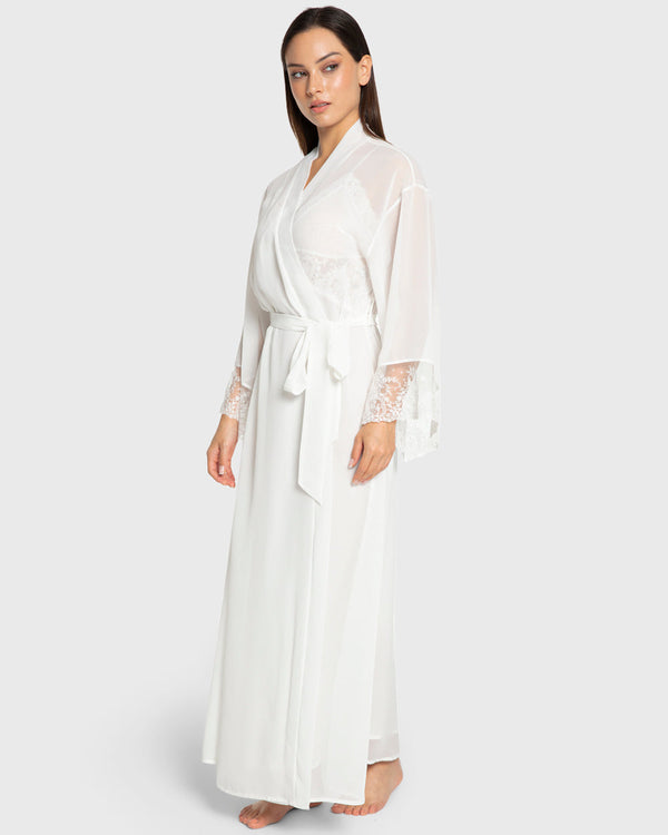 Isla & Evie Bright White Chiffon Robe