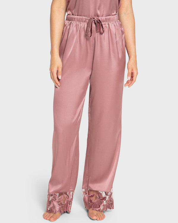 Isla & Evie Nostalgia Rose Satin Pajama Set