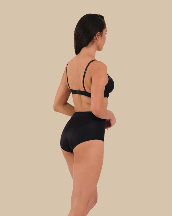 ISLA & EVIE SEAMLESS SHORTIE PANTIES Black / S
